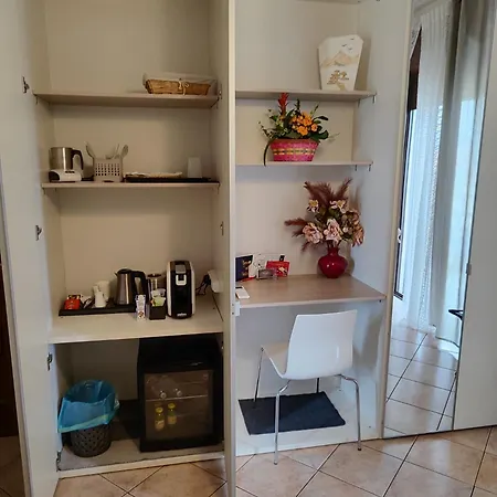 Πανσιόν Aria Di Casa 3*
